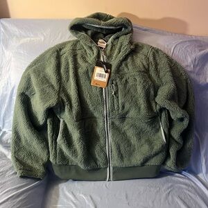 The North Face Sage Green Fleece Jacket- XL